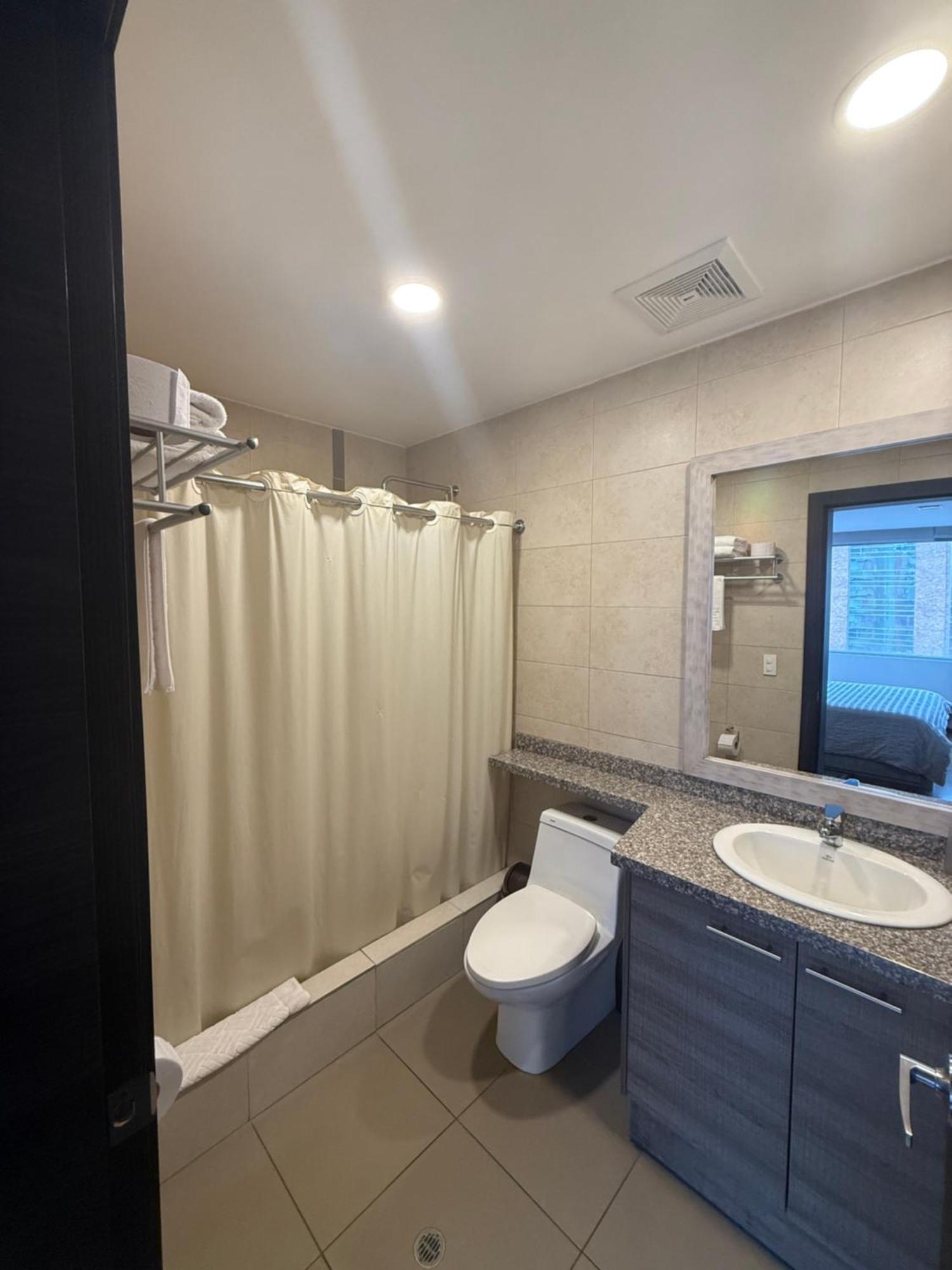 Apartamento Finlandia Park Suite Quito Bagian luar foto